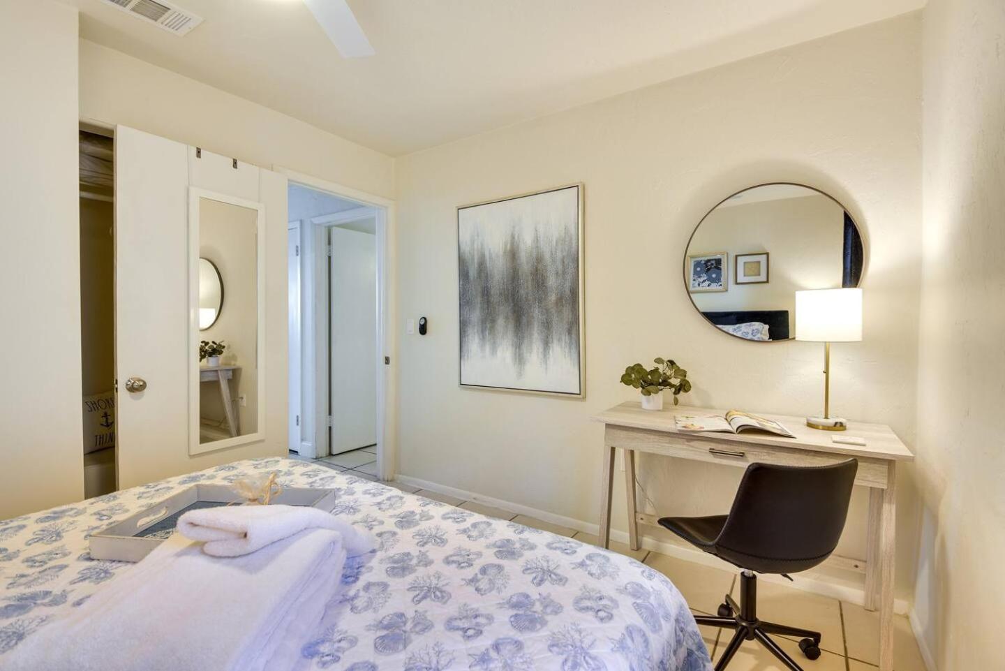 Coconut Cove Mid-Long Term Stays Available Walk To Downtown Trolly To Beaches Sarasota Exteriér fotografie
