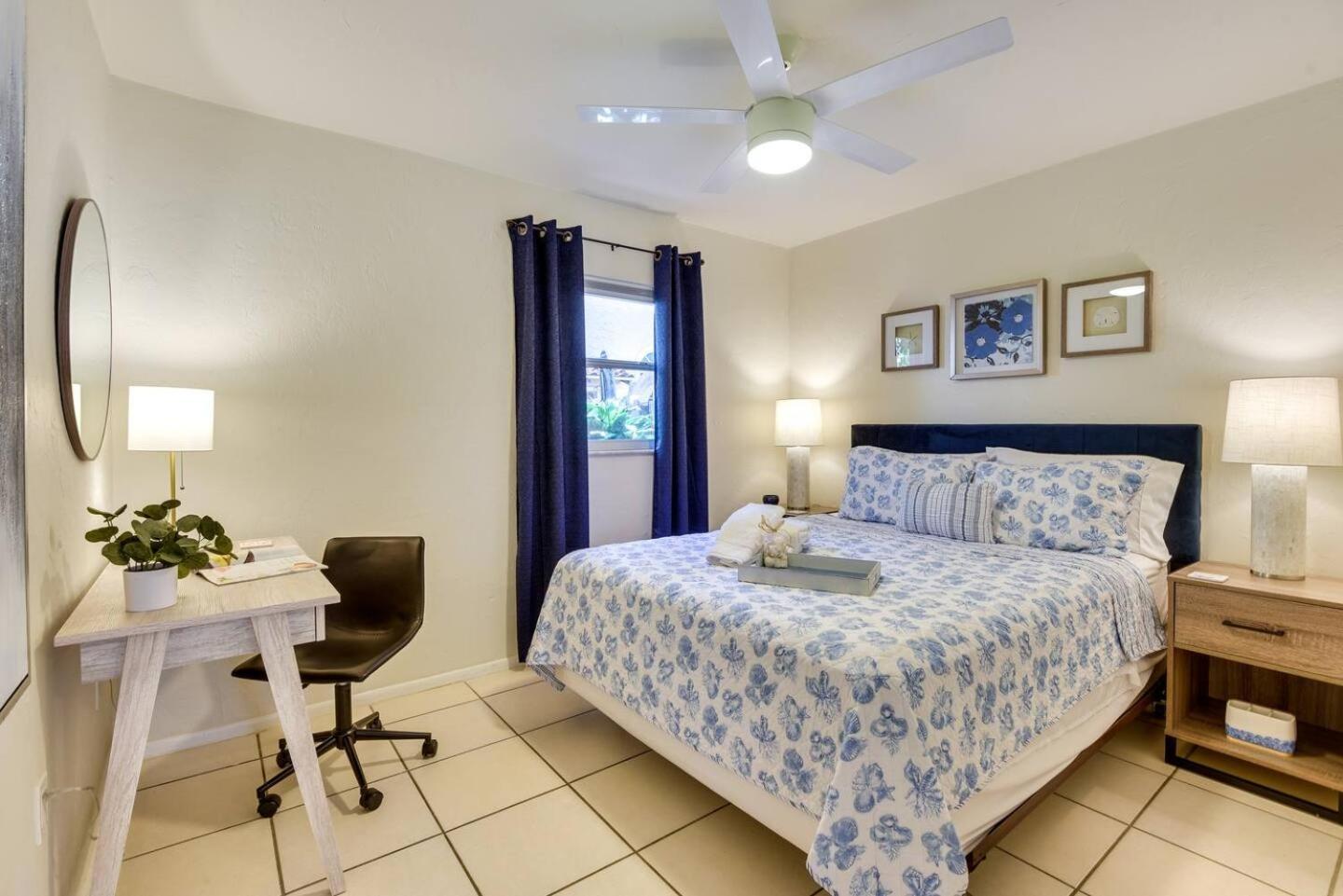Coconut Cove Mid-Long Term Stays Available Walk To Downtown Trolly To Beaches Sarasota Exteriér fotografie