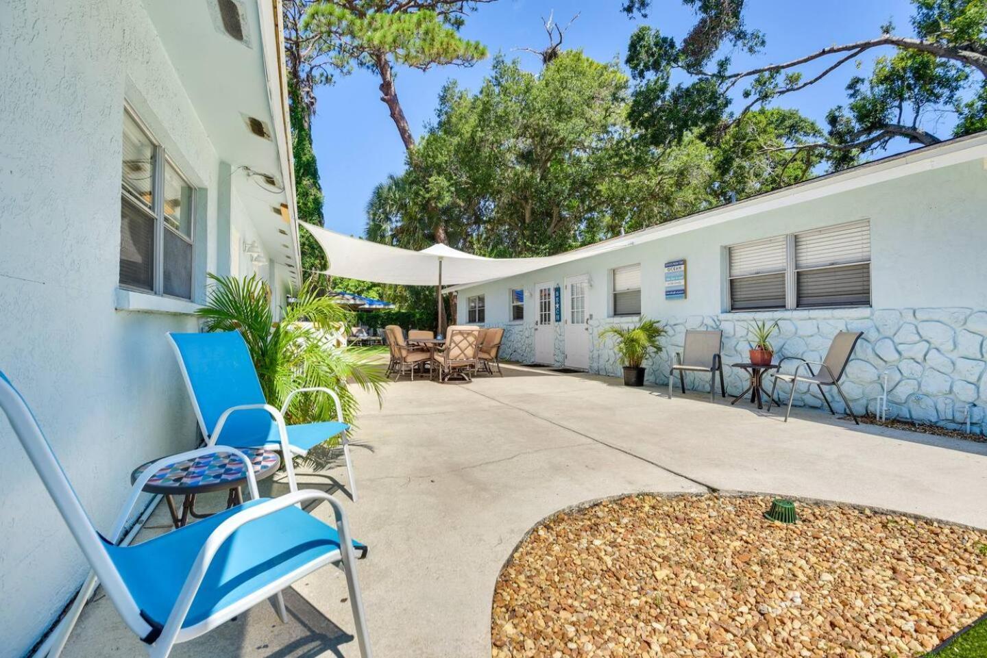 Coconut Cove Mid-Long Term Stays Available Walk To Downtown Trolly To Beaches Sarasota Exteriér fotografie